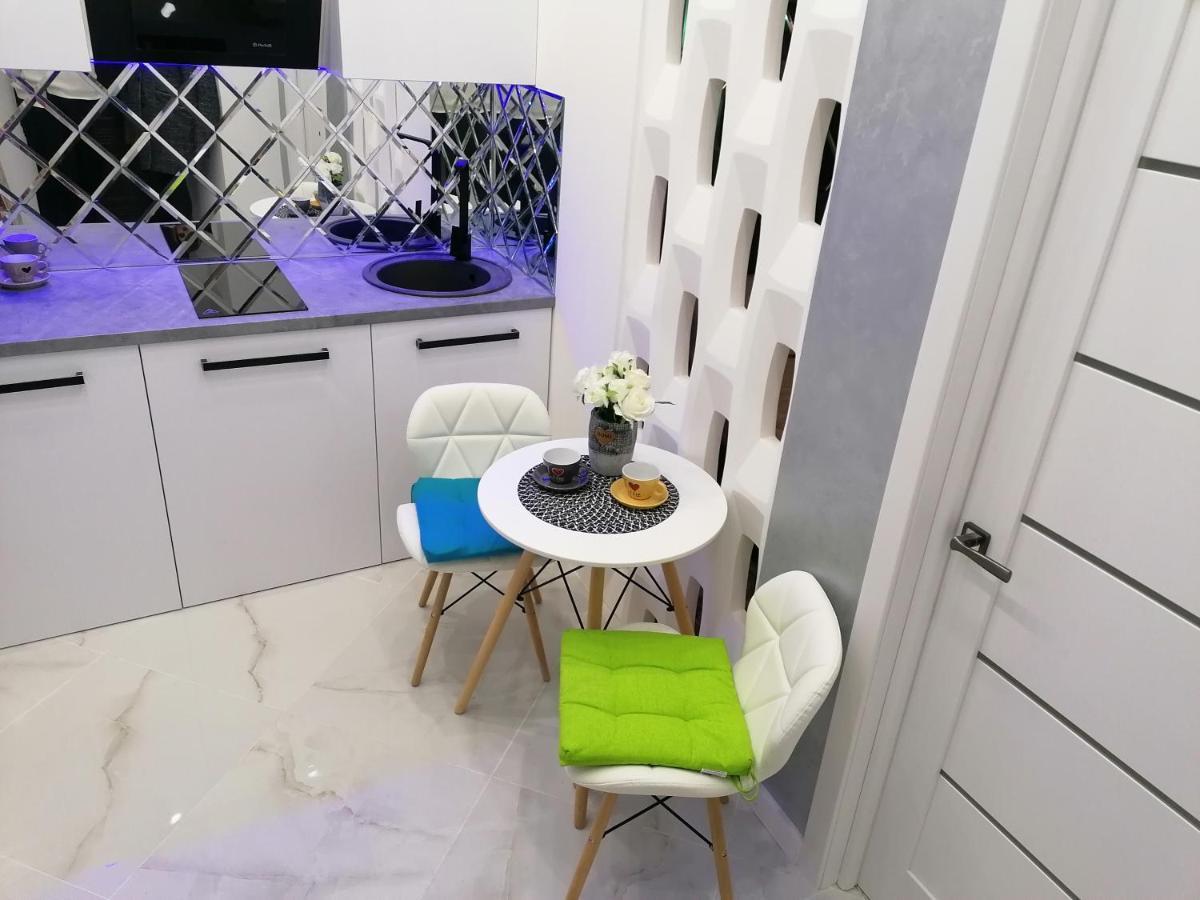 Сам Центр Міста! Оперний 5Хв Apartment Lviv Exterior photo