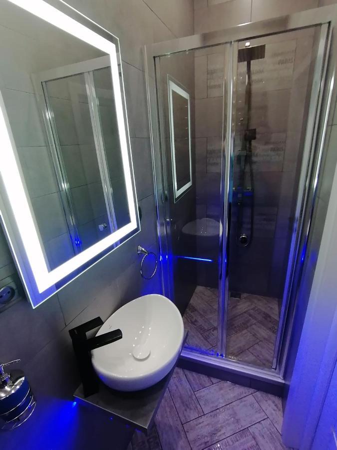 Сам Центр Міста! Оперний 5Хв Apartment Lviv Exterior photo